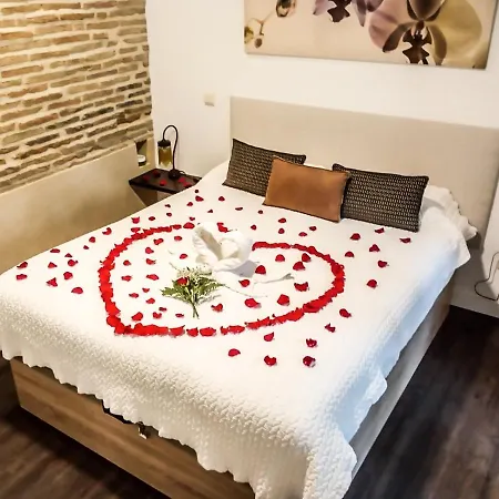 Tres Lunas Apartman Toledo