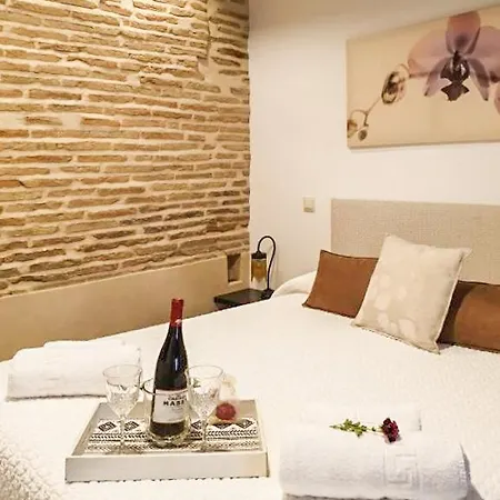 Tres Lunas Apartment