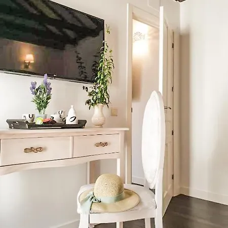 Tres Lunas Apartman Toledo