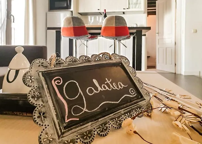 Tres Lunas Apartment