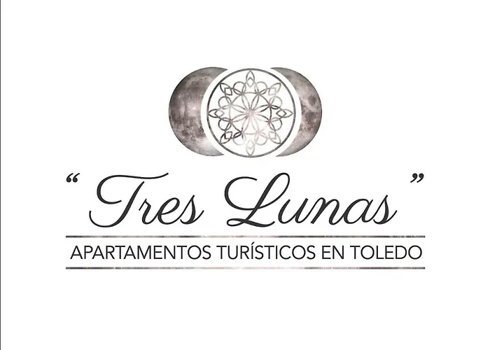 Tres Lunas