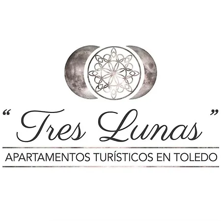 Tres Lunas