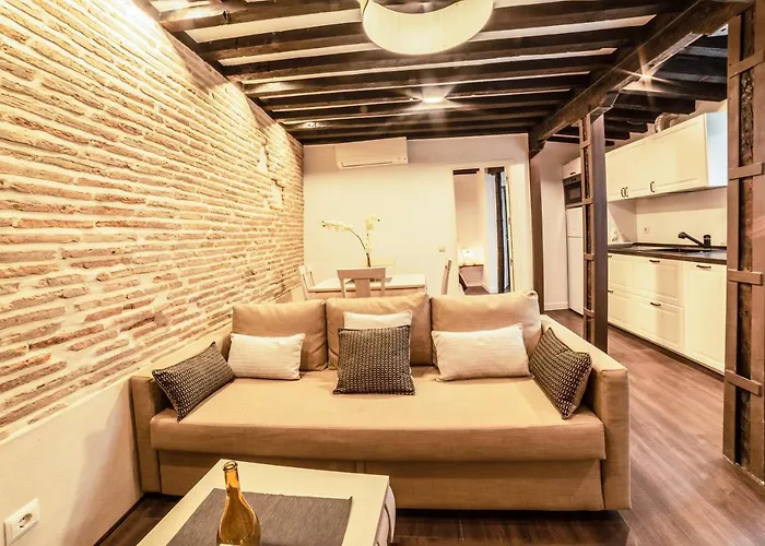 Apartament Tres Lunas *